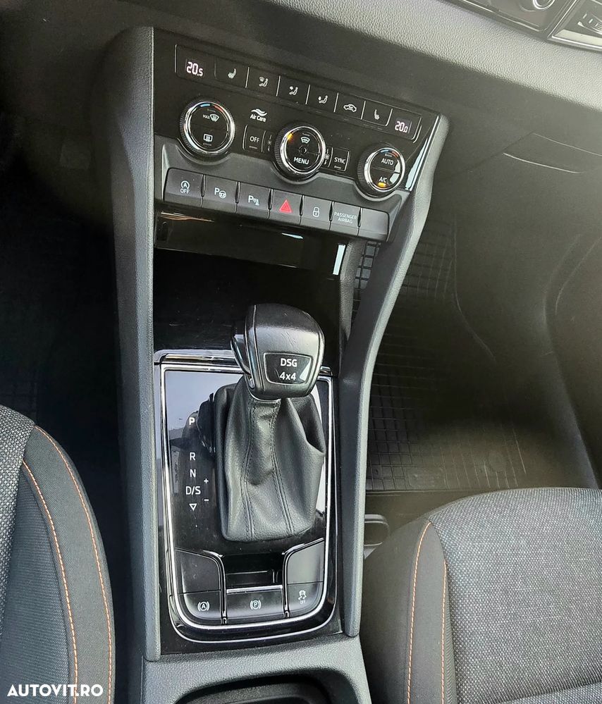 Skoda Karoq 2.0 TDI SCR 4x4 DSG Clever - 41