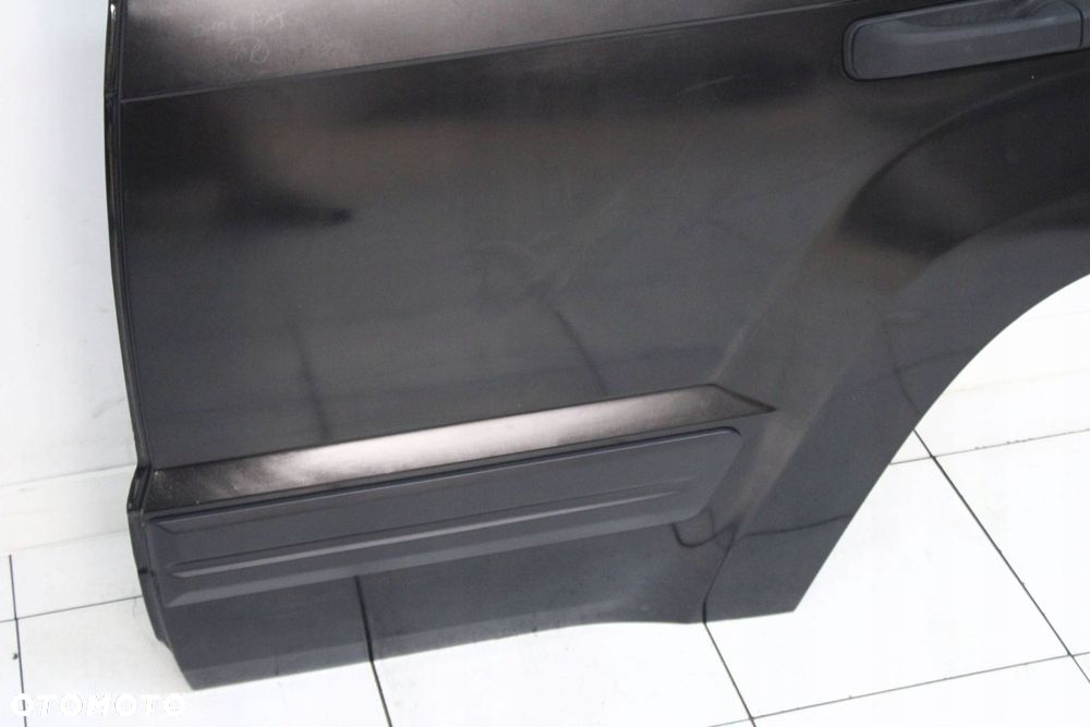 JEEP CHEROKEE WK 04R- DRZWI LEWE TYLNE LEWY TYŁ - 8