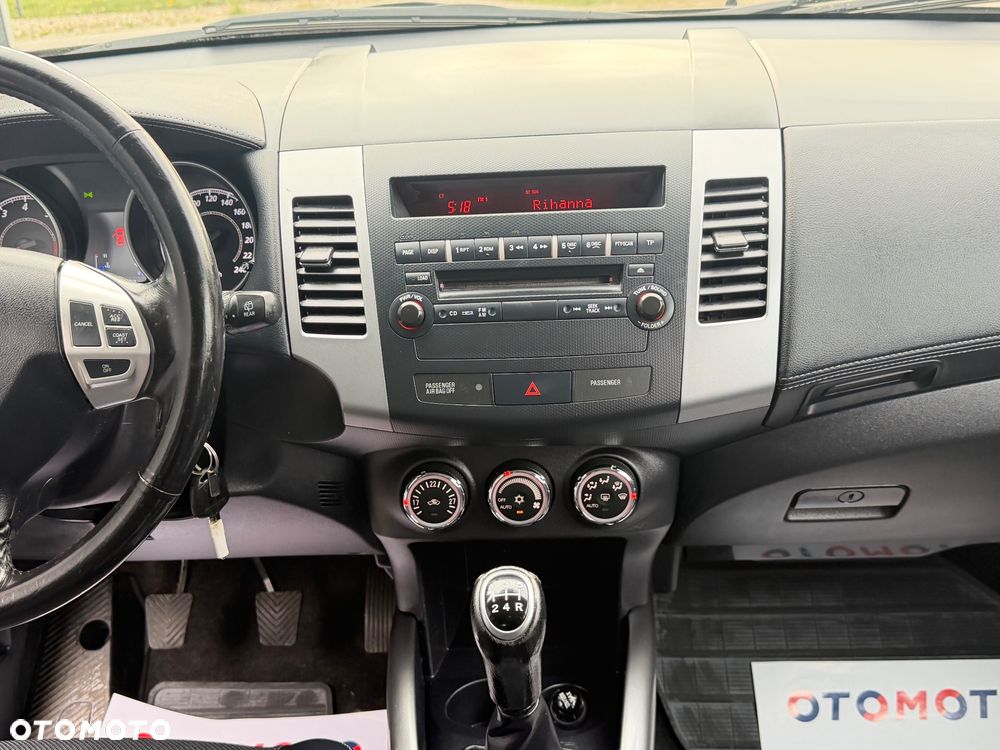 Mitsubishi Outlander 2.0 2WD Active - 30