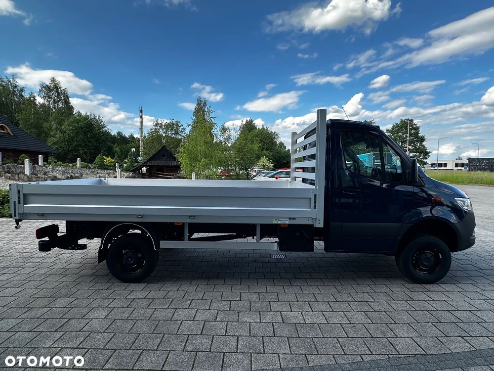Mercedes-Benz Sprinter - 6