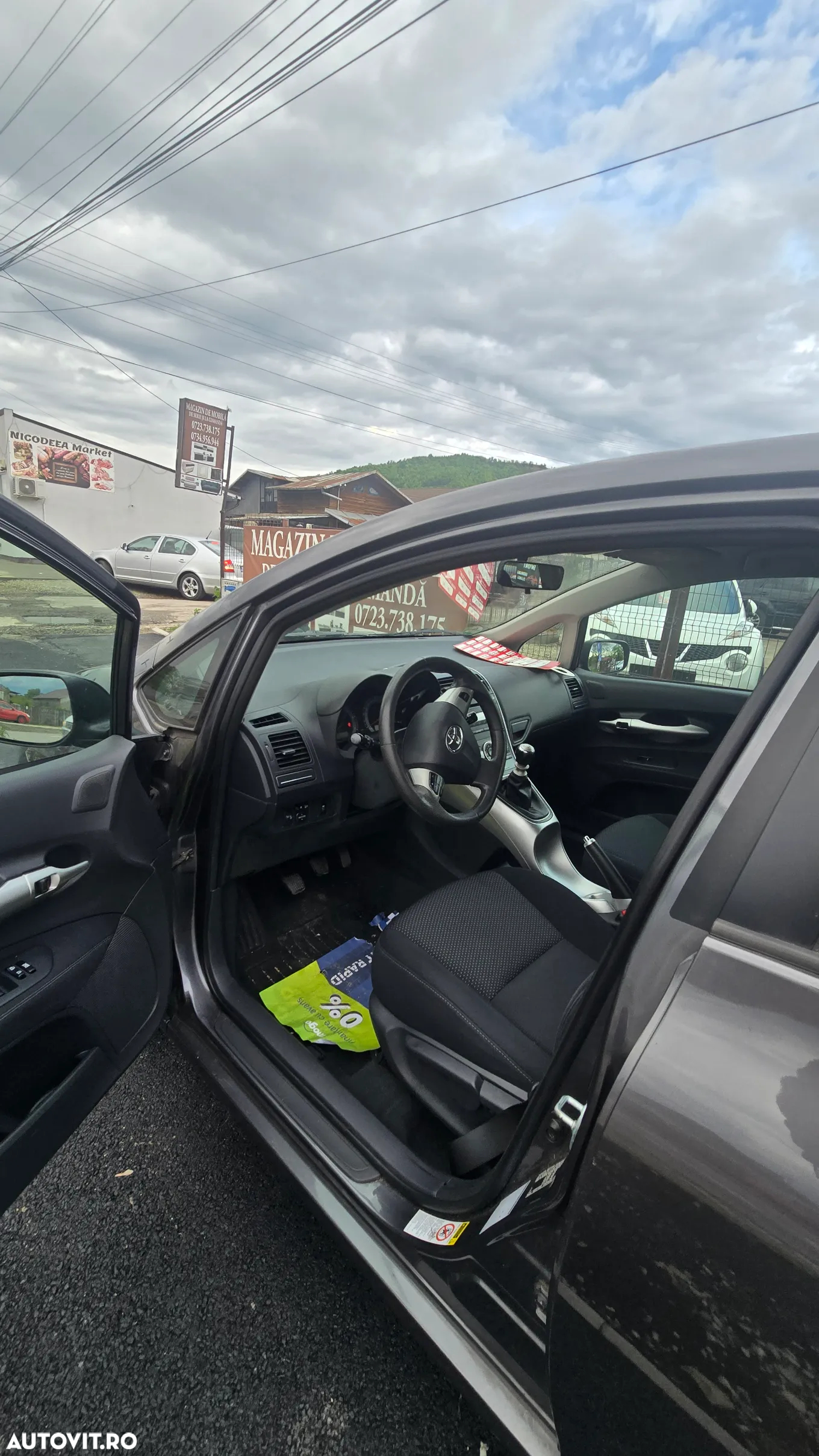 Toyota Auris 1.4 D-4D Comfort - 4