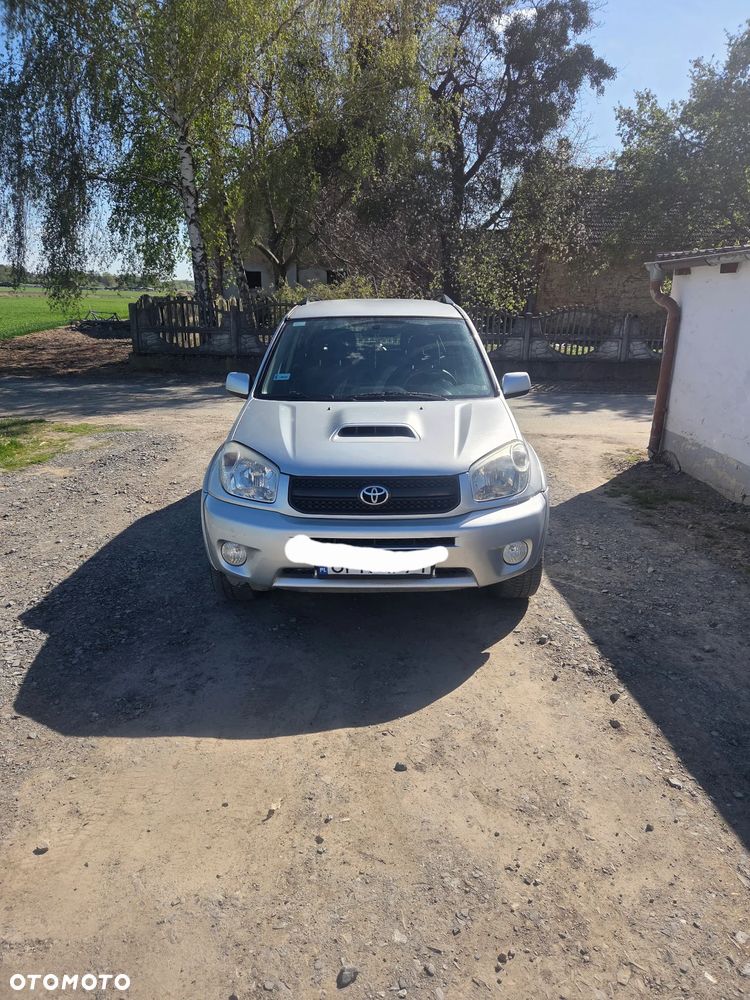 Toyota RAV4 2.0 D-4D 4x4 - 2
