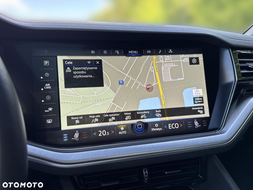 Volkswagen Touareg - 35