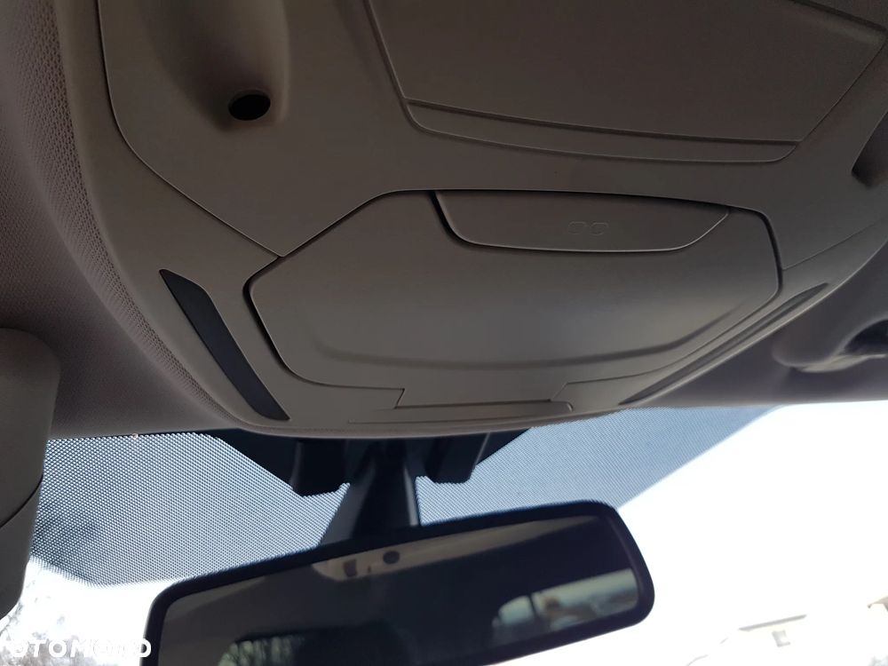 Ford Focus 1.6 EcoBoost Titanium - 28