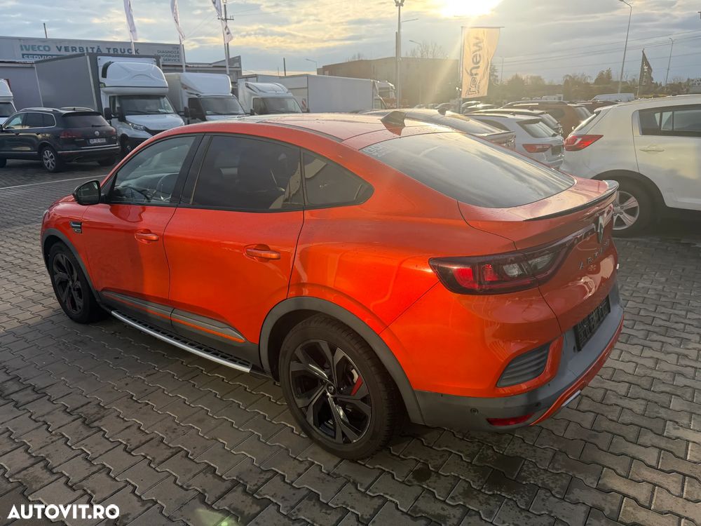 Renault Arkana E-TECH Hybrid RS Line - 6