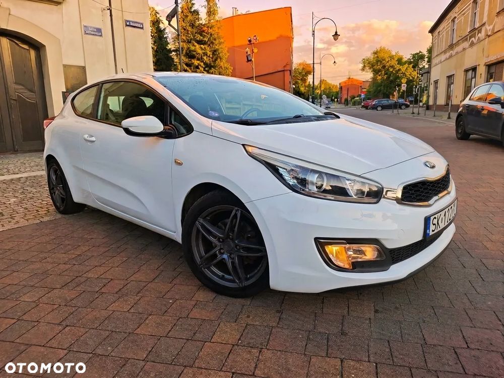 Kia ProCeed 1.4 XL - 11