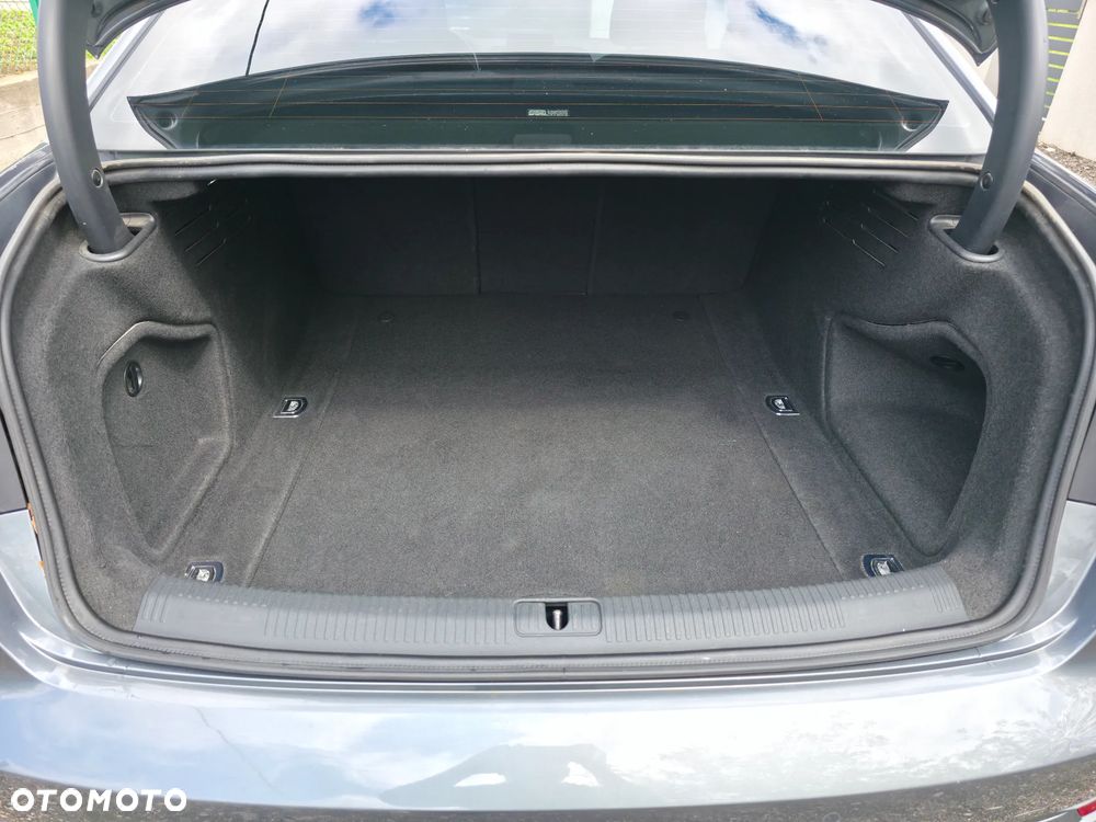 Audi A4 Limousine 2.0 TDI - 19