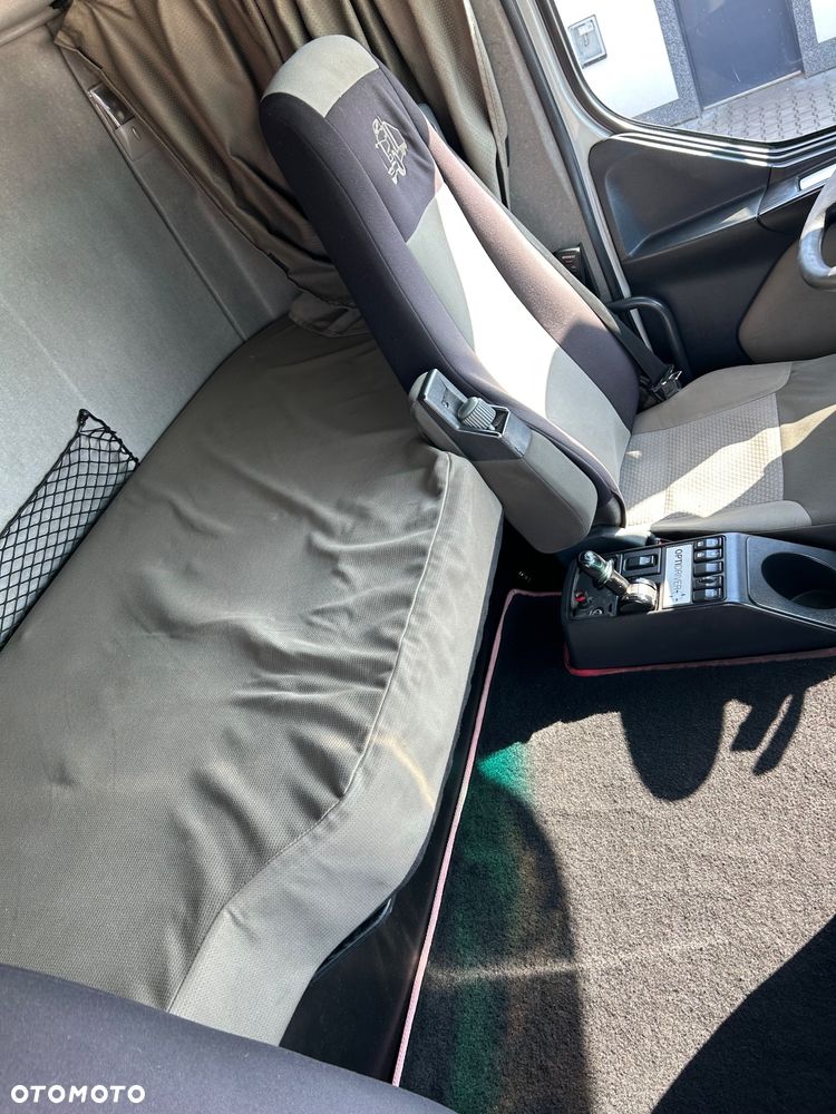 Renault Renault Premium - 11