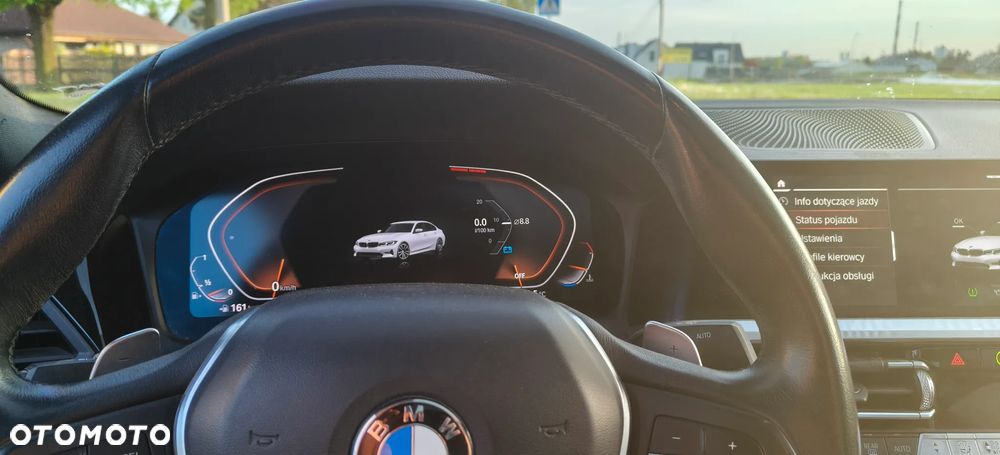 BMW Seria 3 330i - 10