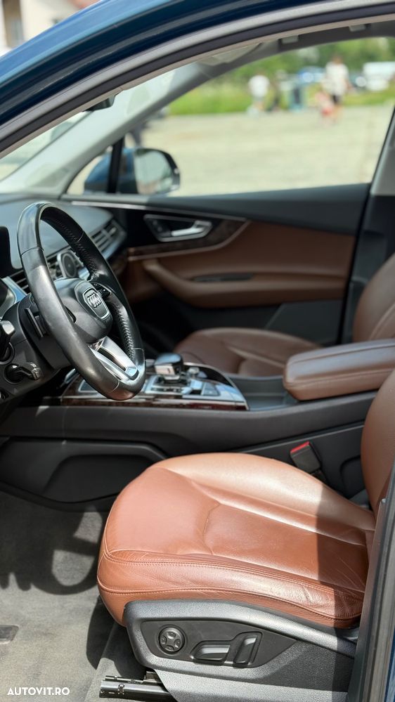Audi Q7 3.0 TFSI Quattro Tiptronic - 10