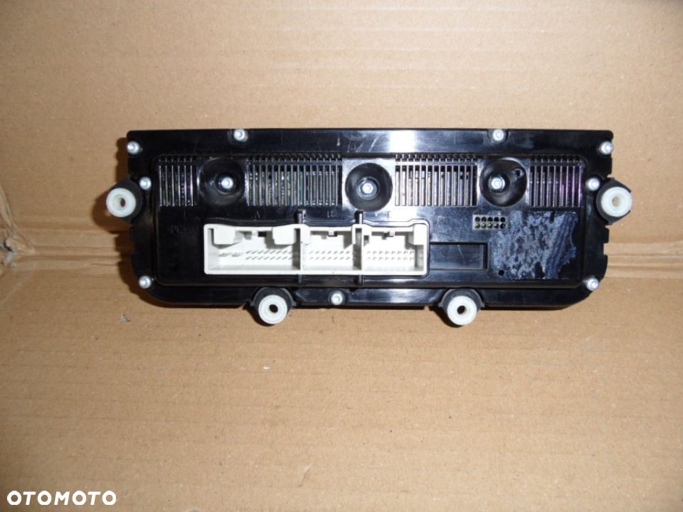 PANEL NAWIEWU SKODA OCTAVIA II - 3