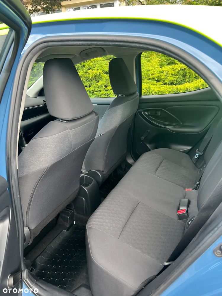 Toyota Yaris - 11