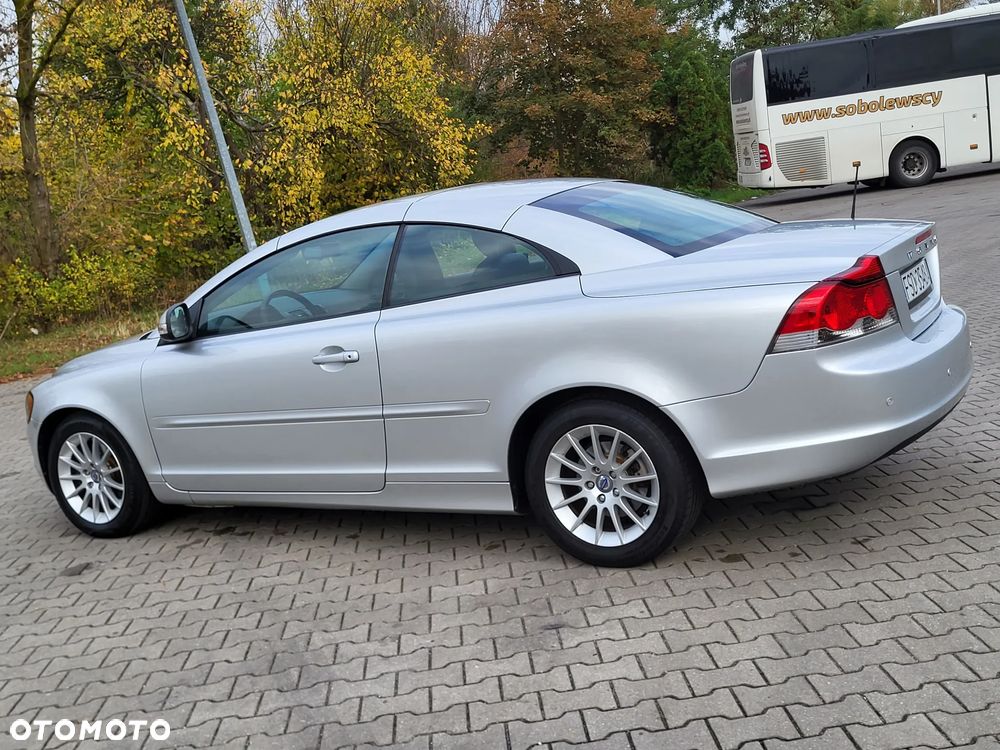 Volvo C70 2.0D Momentum - 20