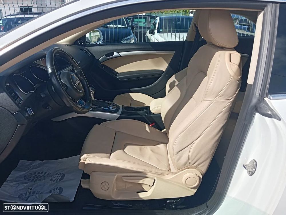 Audi A5 2.0 TDI quattro Business Line Sport - 7