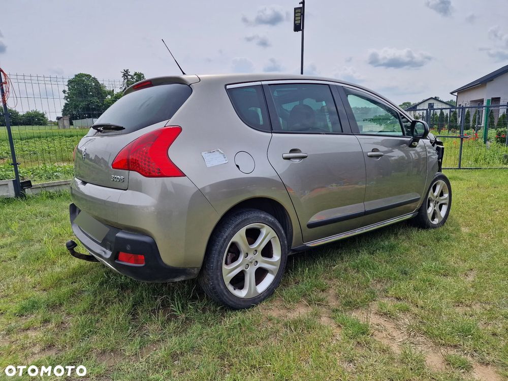 Peugeot 3008 2.0 HDi Premium - 1