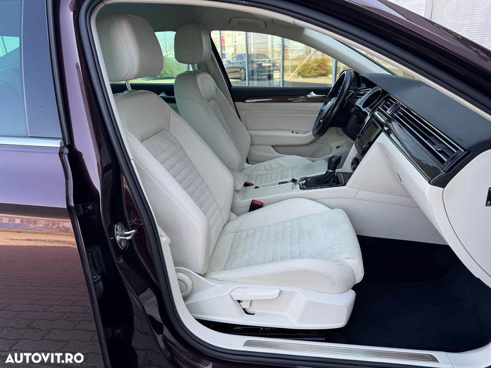 Volkswagen Passat 2.0 TDI DSG Highline - 17