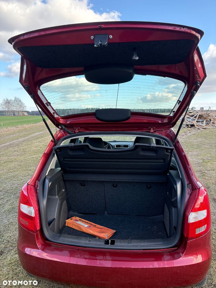 Skoda Fabia 1.2 HTP - 8