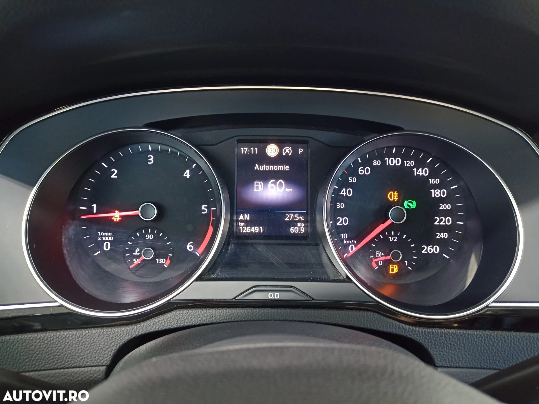 Volkswagen Passat 2.0 TDI DSG Highline - 14