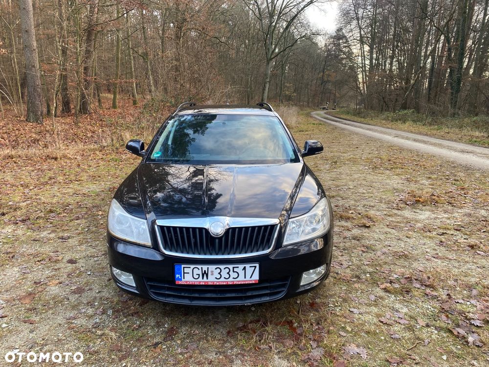 Skoda Octavia 1.6 TDI DPF Ambiente - 30