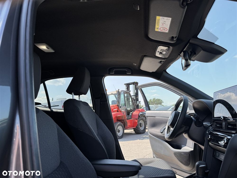 Toyota Yaris Cross - 18