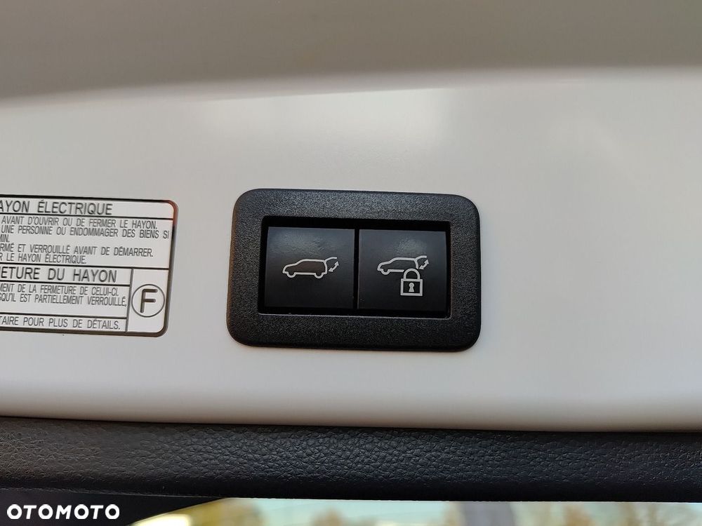 Toyota Corolla Cross 2.0 Hybrid Style - 26