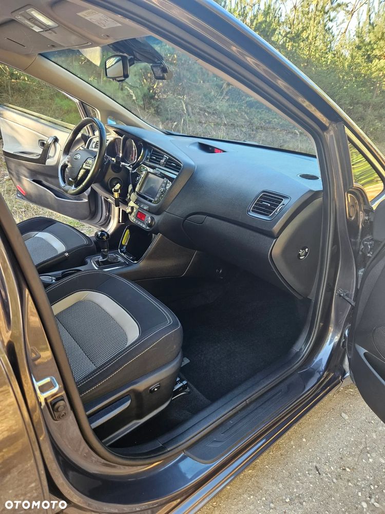 Kia Ceed Cee'd 1.6 CRDi GT Line DCT - 11