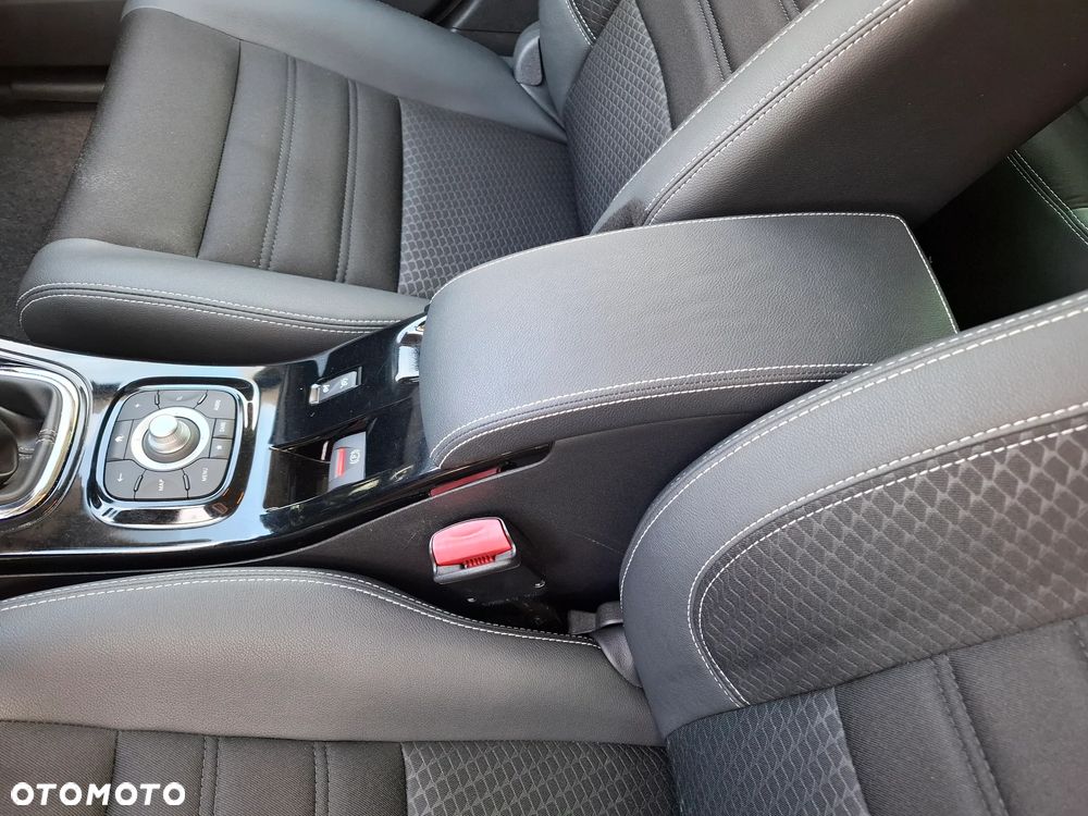 Renault Megane 1.2 16V TCE Energy Bose Edition - 29