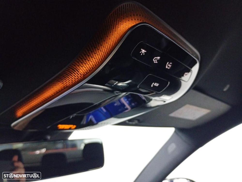 Mercedes-Benz C 300 e AMG Line — fotografia 31