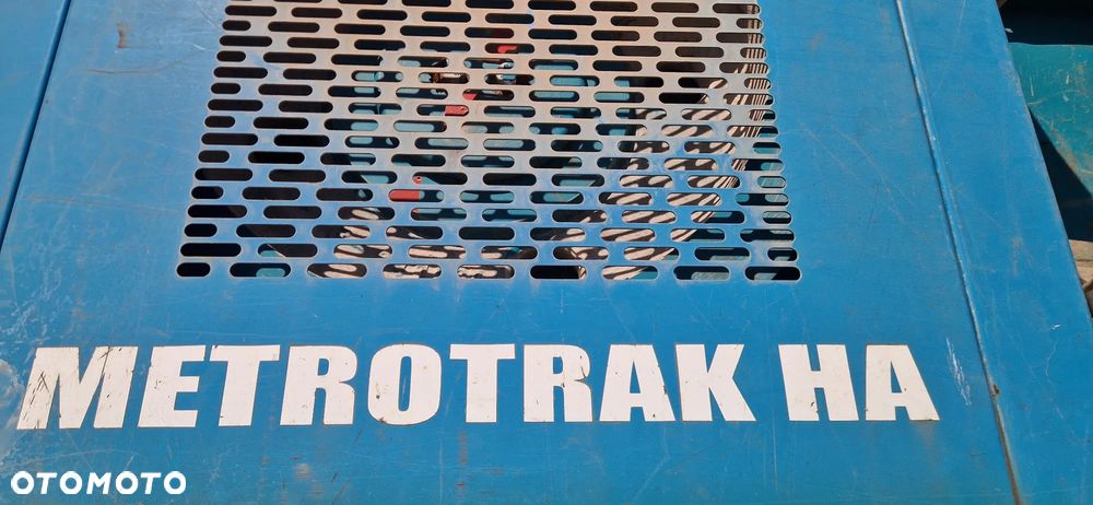 Powerscreen Metrotrak - 12