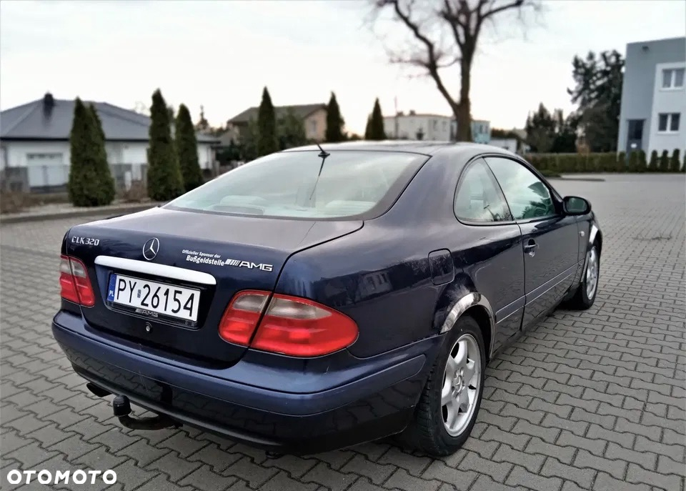 Mercedes-Benz CLK 320 - 2
