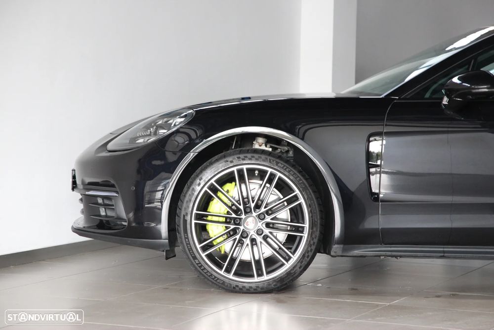 Porsche Panamera Sport Turismo 4 E-Hybrid Platinum Edition - 6