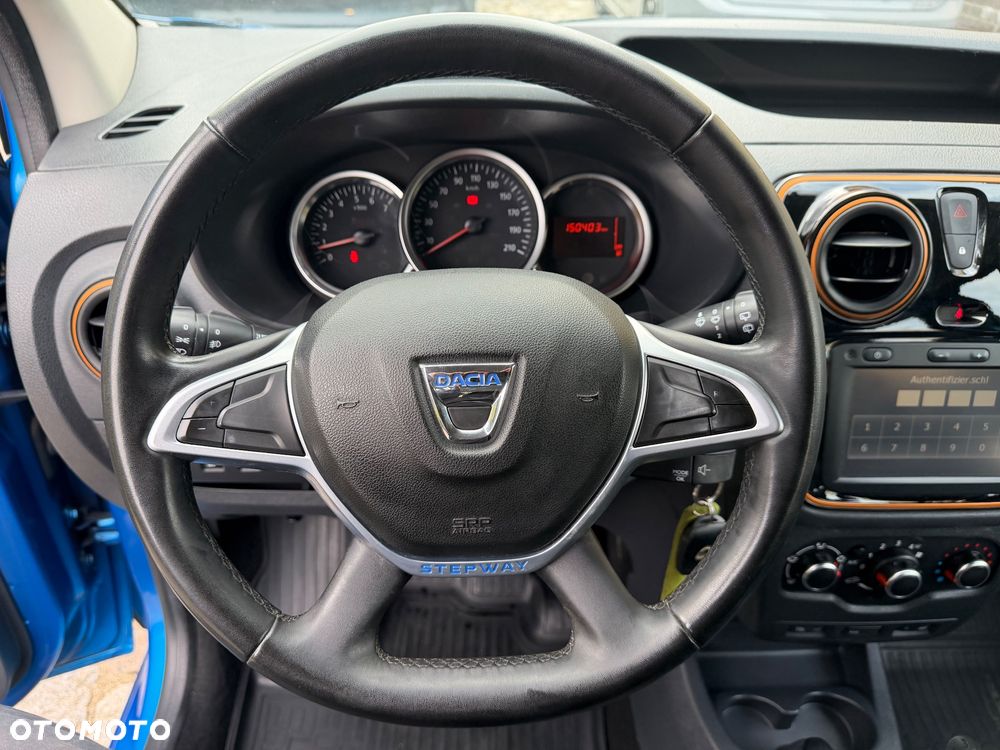 Dacia Dokker TCe 115 Stepway Celebration - 11