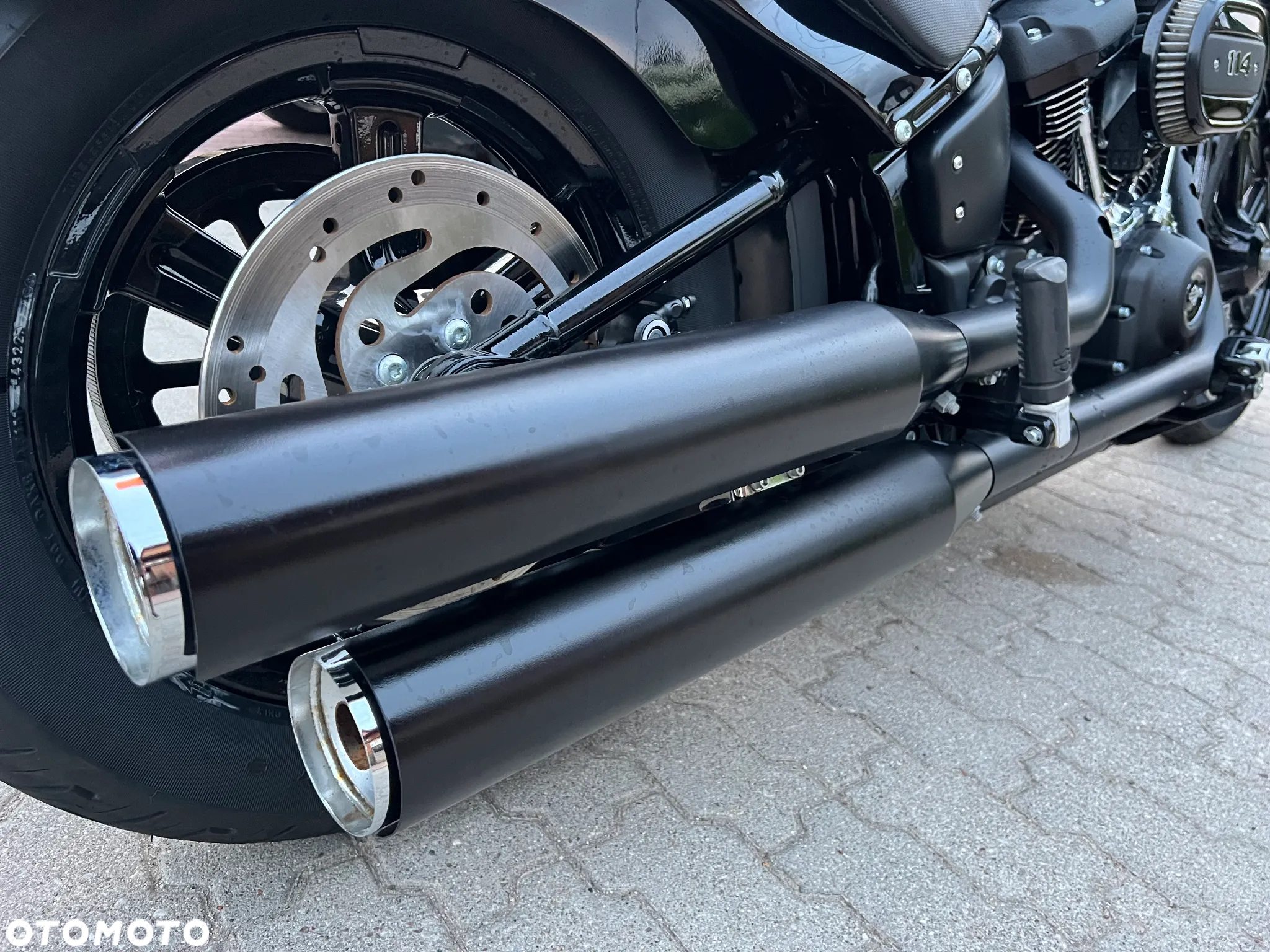 Harley-Davidson Softail Street Bob - 8