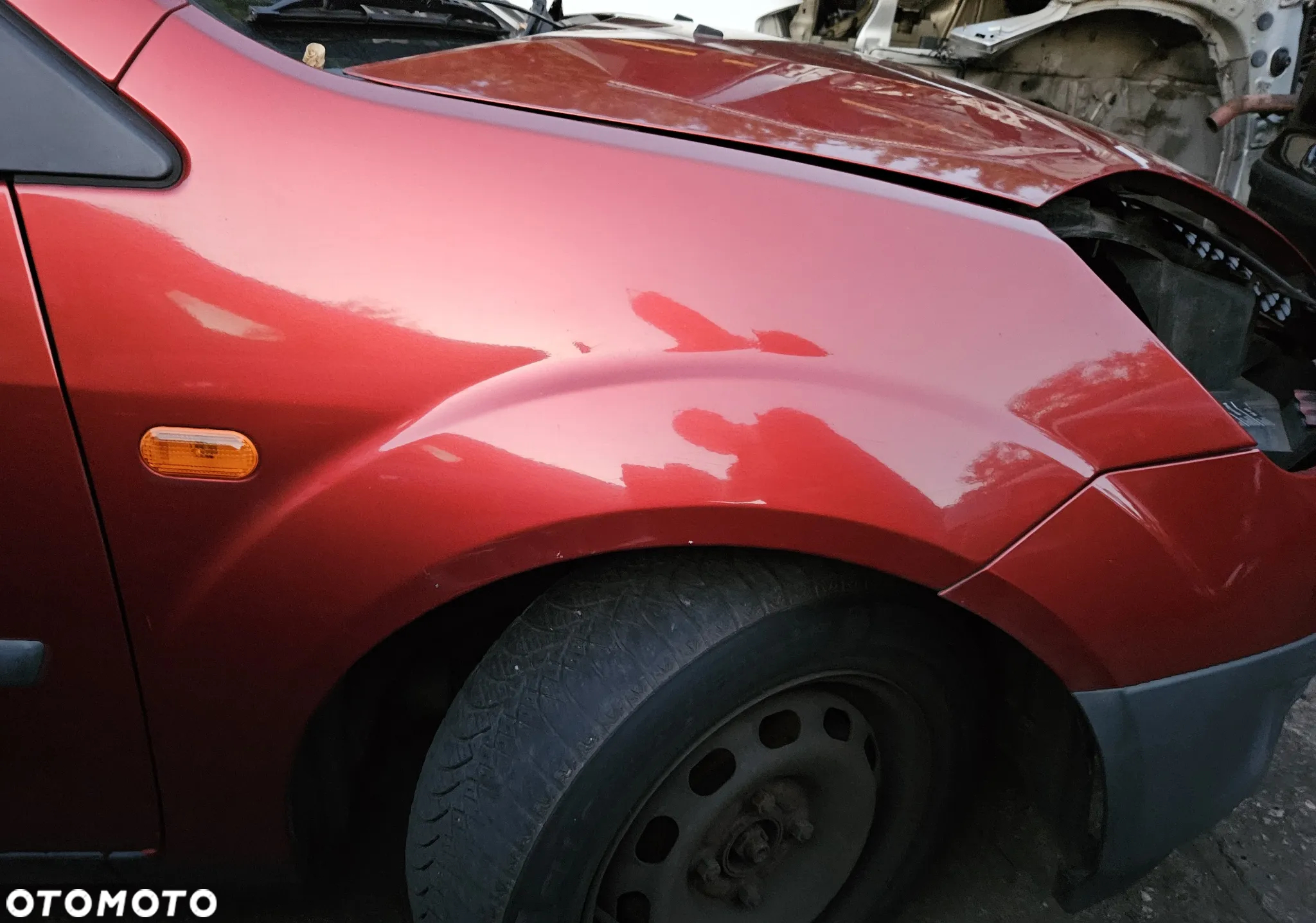 Ford Fiesta MK6  błotnik przód przedni prawy lewy T5 - 2