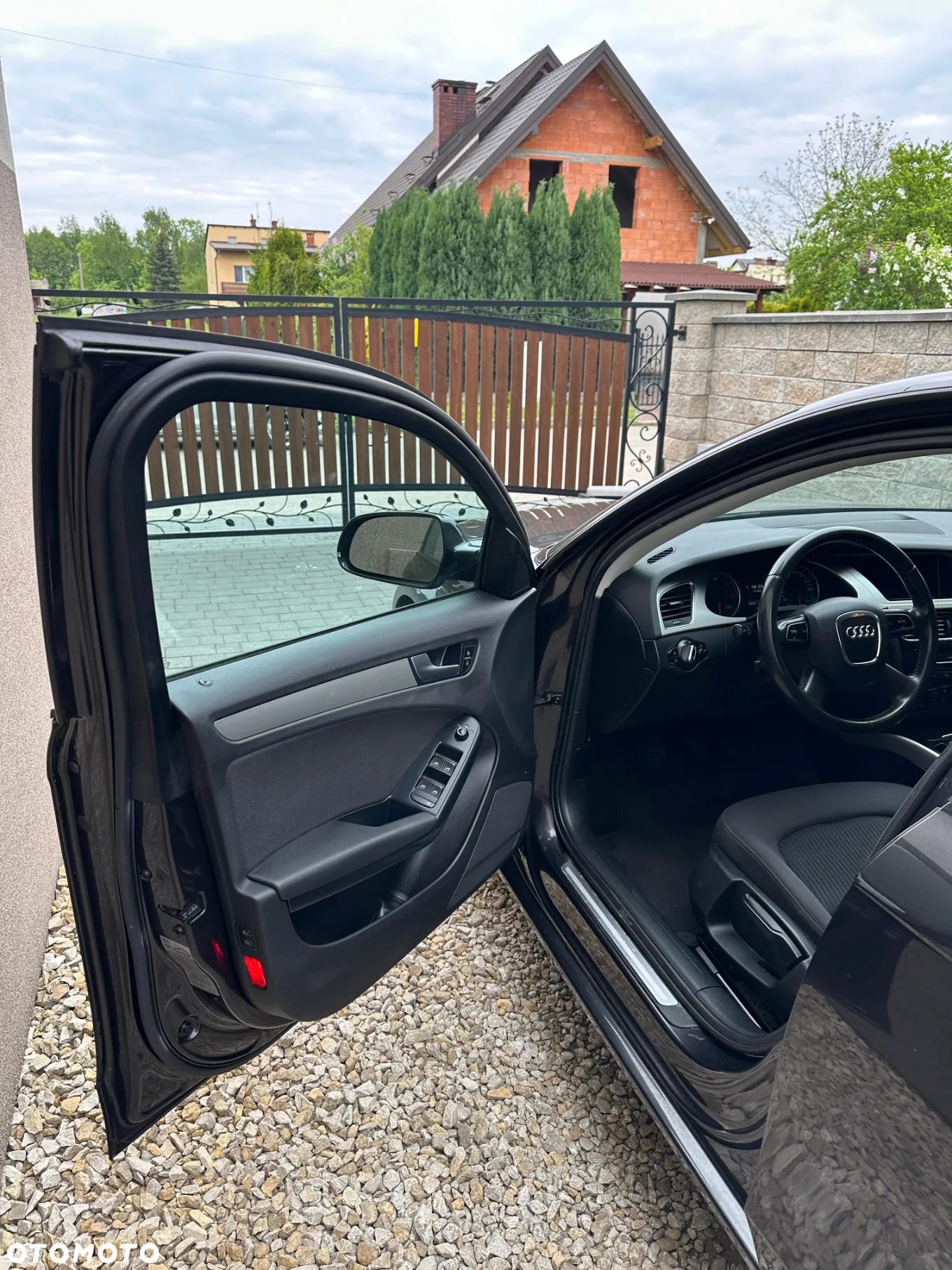 Audi A4 Avant 2.0 TDI DPF quattro Attraction - 8