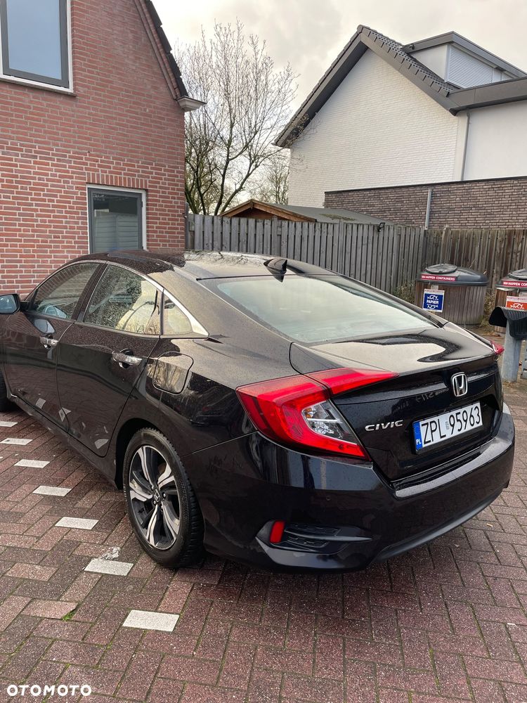 Honda Civic 1.5 T Elegance - 12