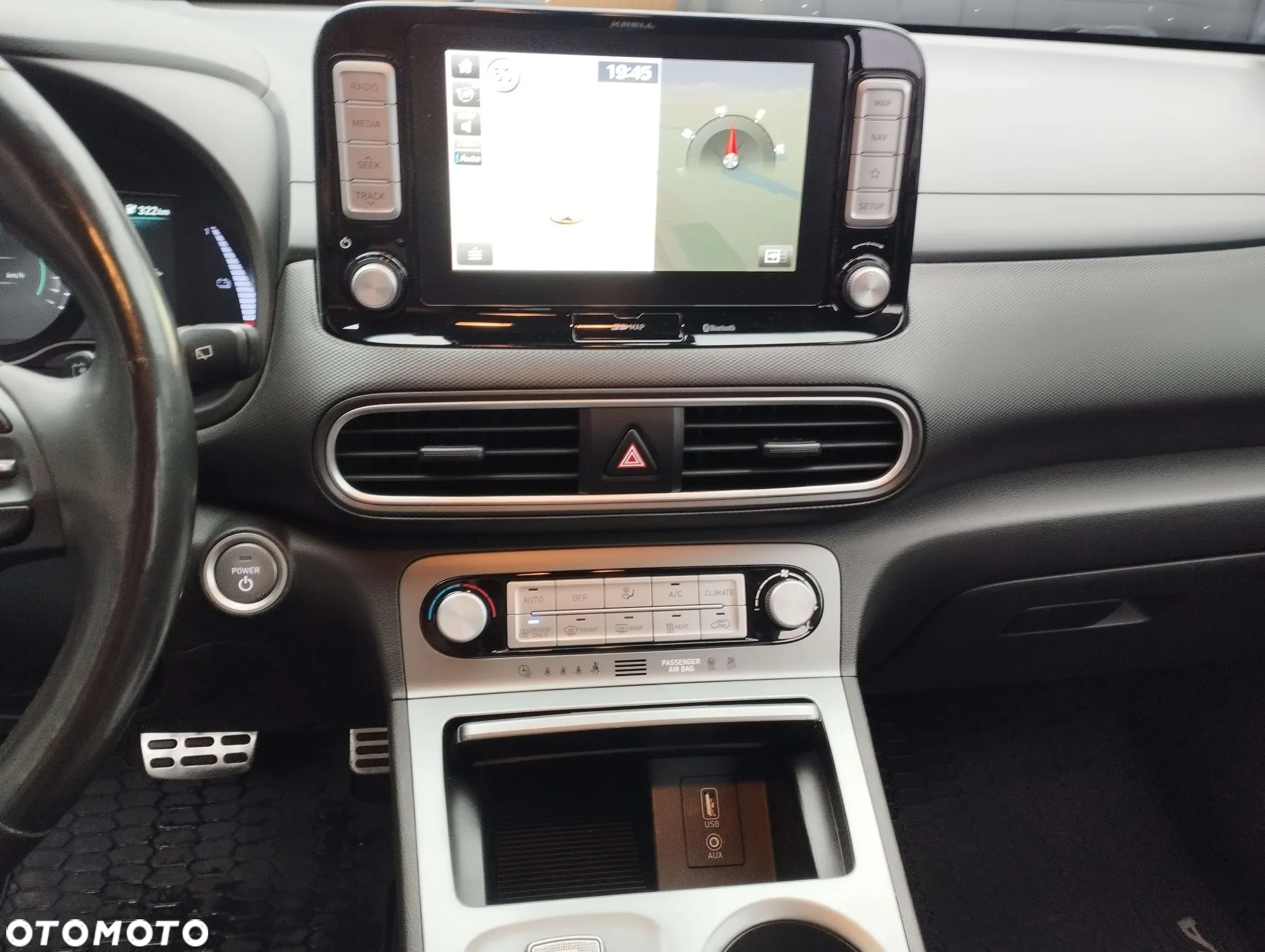 Hyundai Kona Electric 39kWh Premium - 16