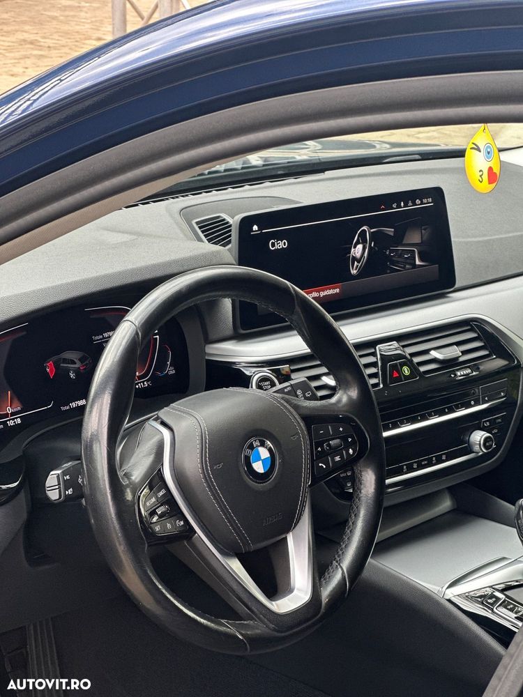 BMW Seria 5 520d AT MHEV - 10