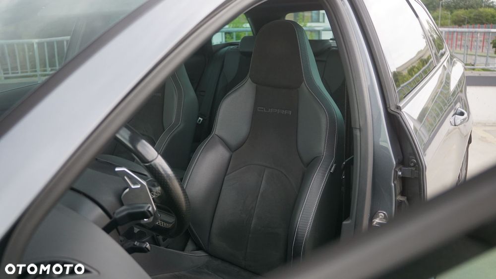 Seat Leon Sportstourer 2.0 TSI Cupra Performance Black S&S 4Drive DSG - 20