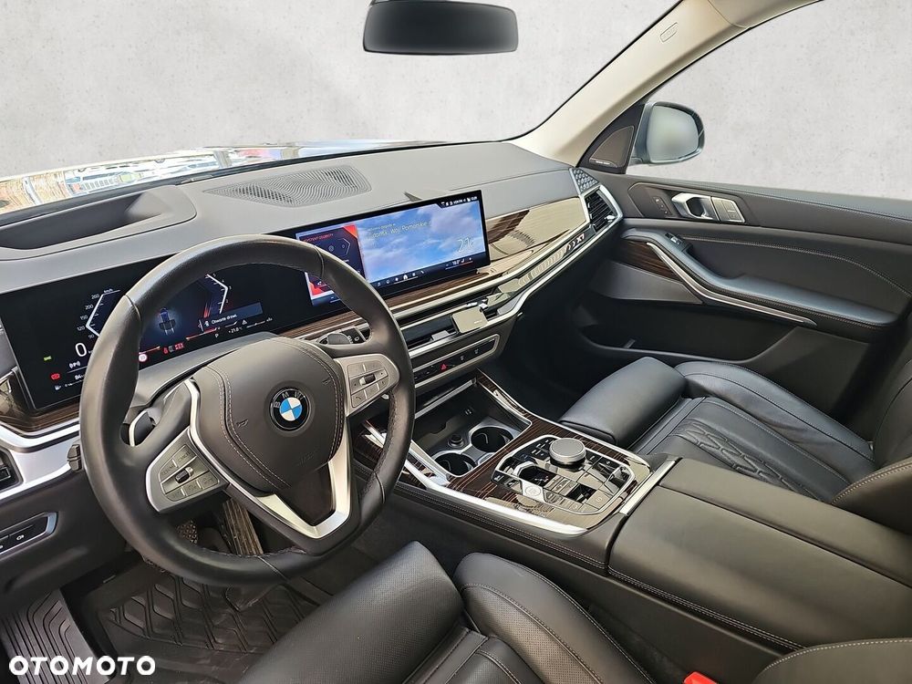 BMW X7 xDrive40d mHEV - 11