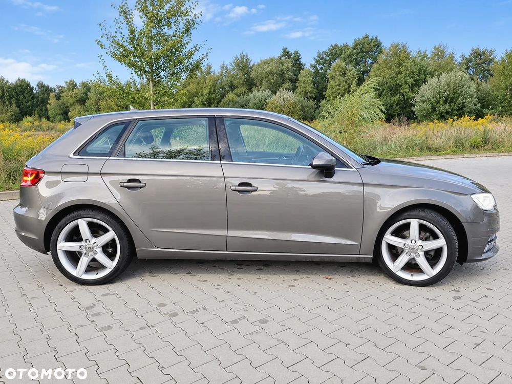 Audi A3 Sportback - 3