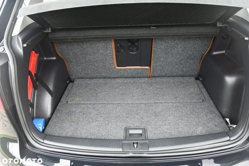 Volkswagen Golf Plus - 21