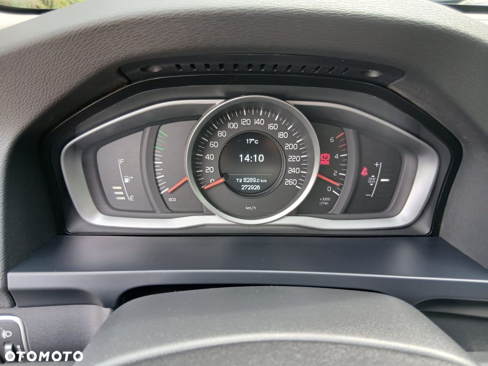 Volvo V60 D3 Summum - 23