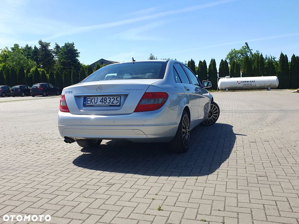 Mercedes-Benz Klasa C - 12