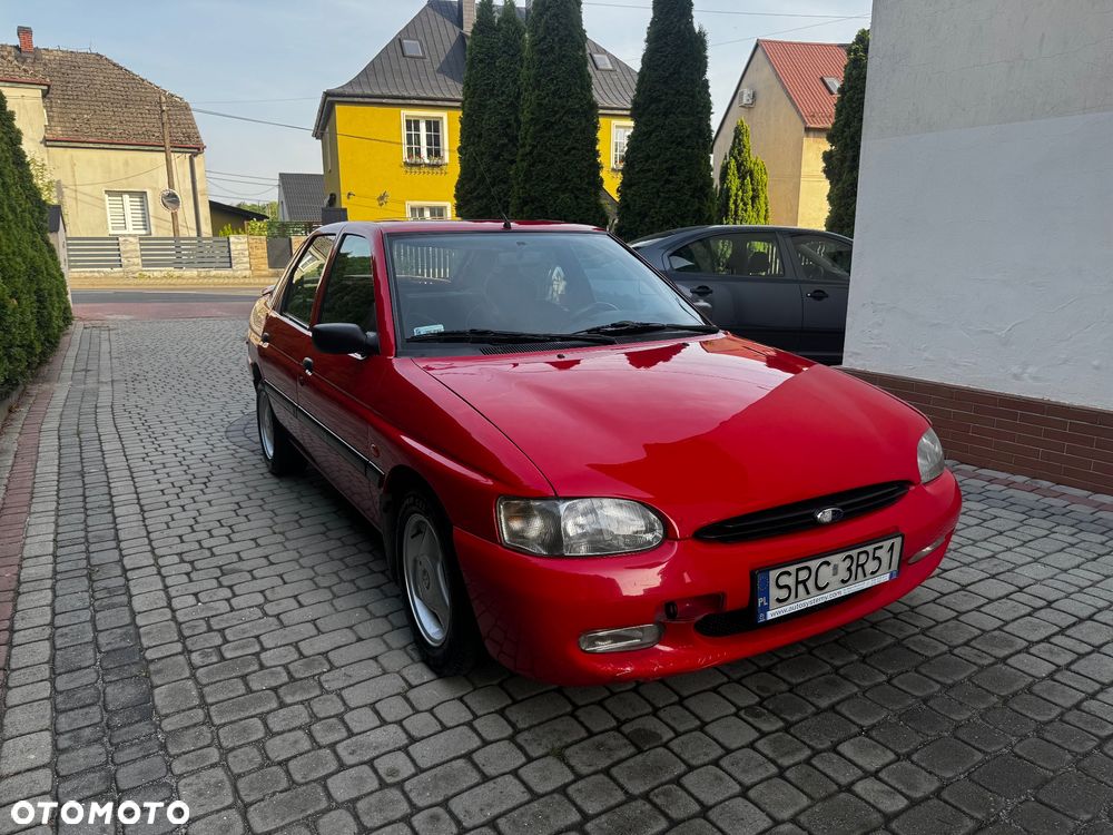 Ford Escort 1.8 CLX - 2