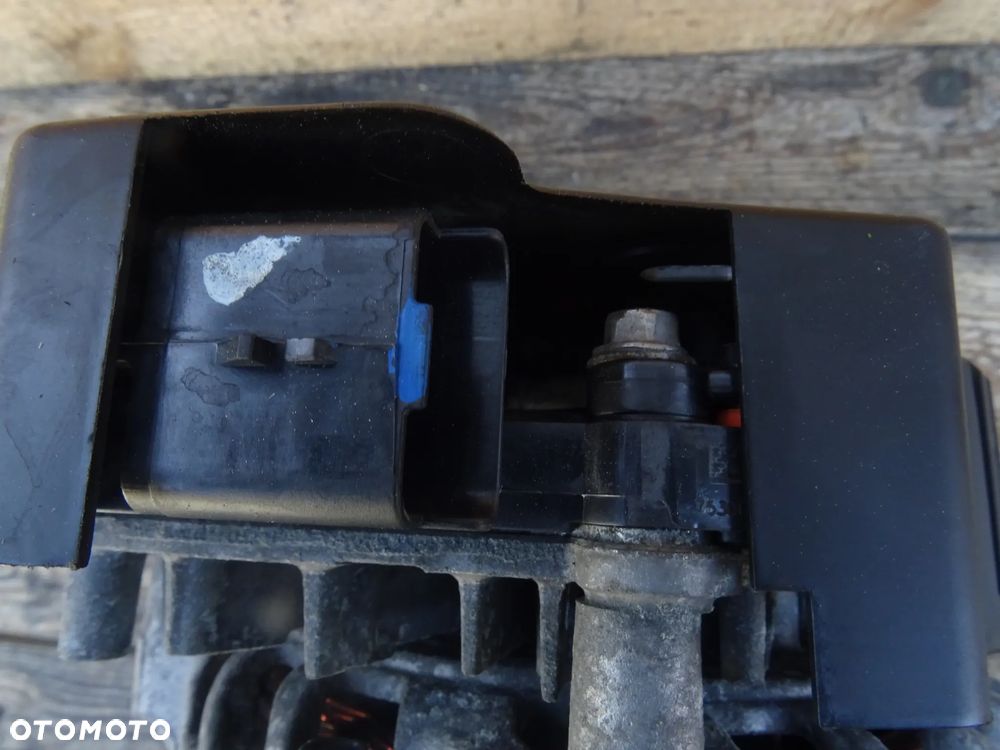 Alternator Start Stop 2.0 Jumpy Expert Vivaro 2016-2024 9826550280-00 - 5