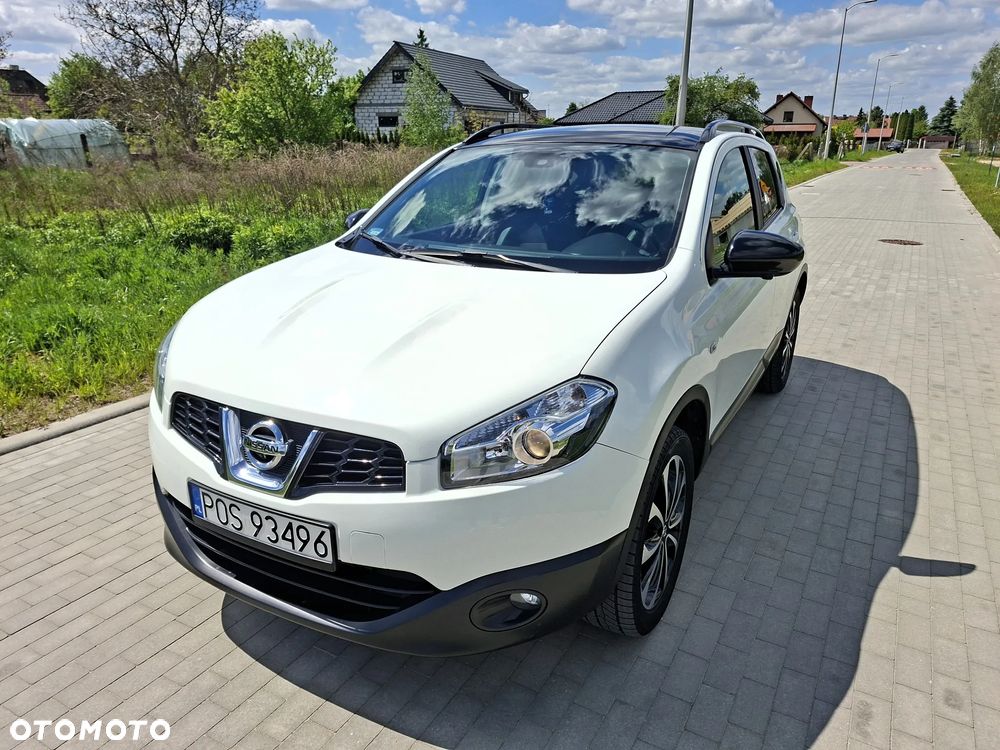 Nissan Qashqai 1.6 dCi 4 x 4 DPF Start/Stop tekna - 1
