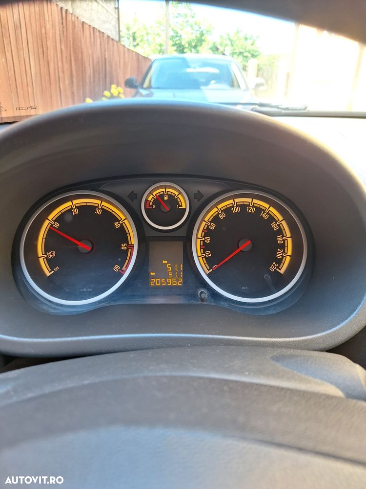 Opel Corsa - 2