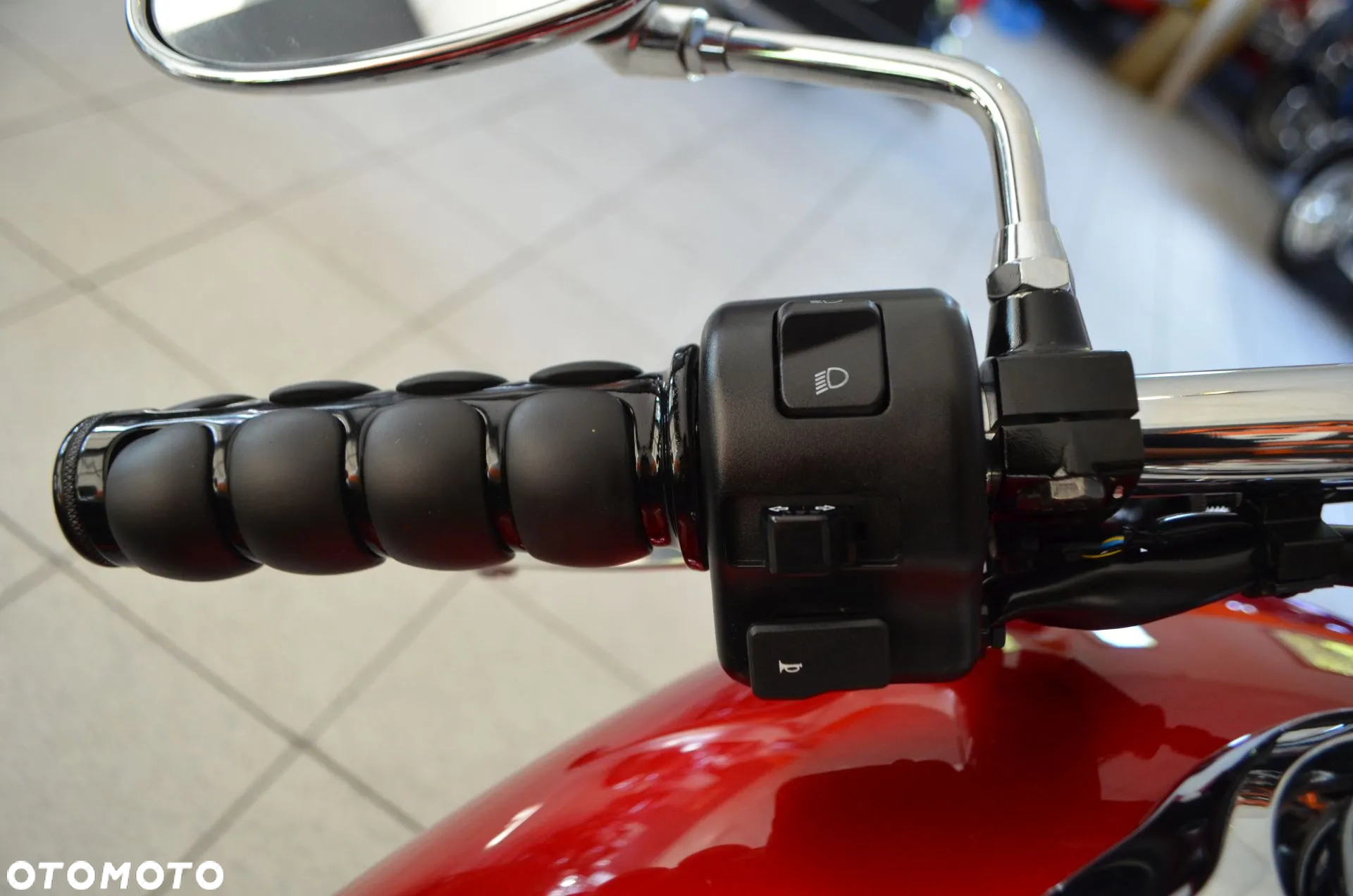 Yamaha XVS - 33