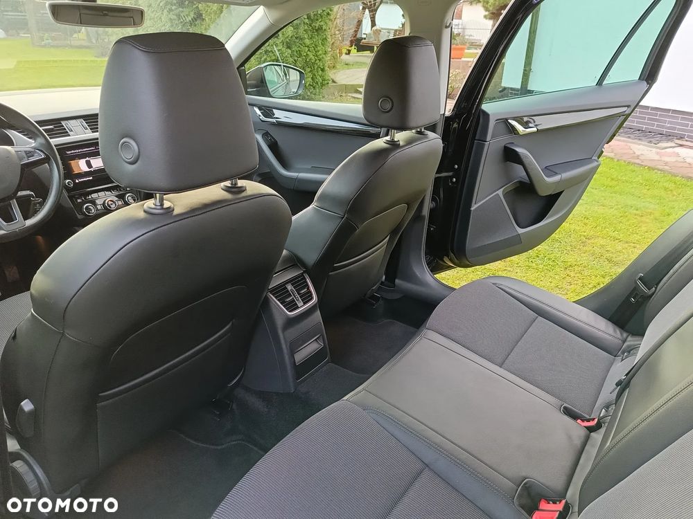 Skoda Octavia 2.0 TDI Joy - 28